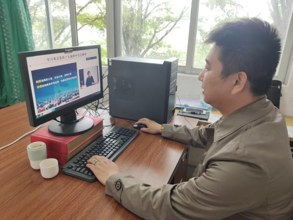 文化與傳播學院 以網絡文化傳播為抓手，深化學習型黨組織建設